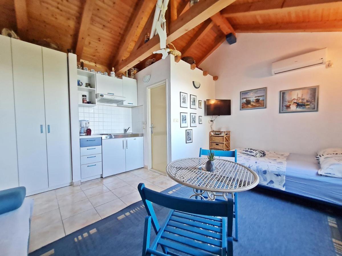 Apartment Ivana Borak Omiš Εξωτερικό φωτογραφία