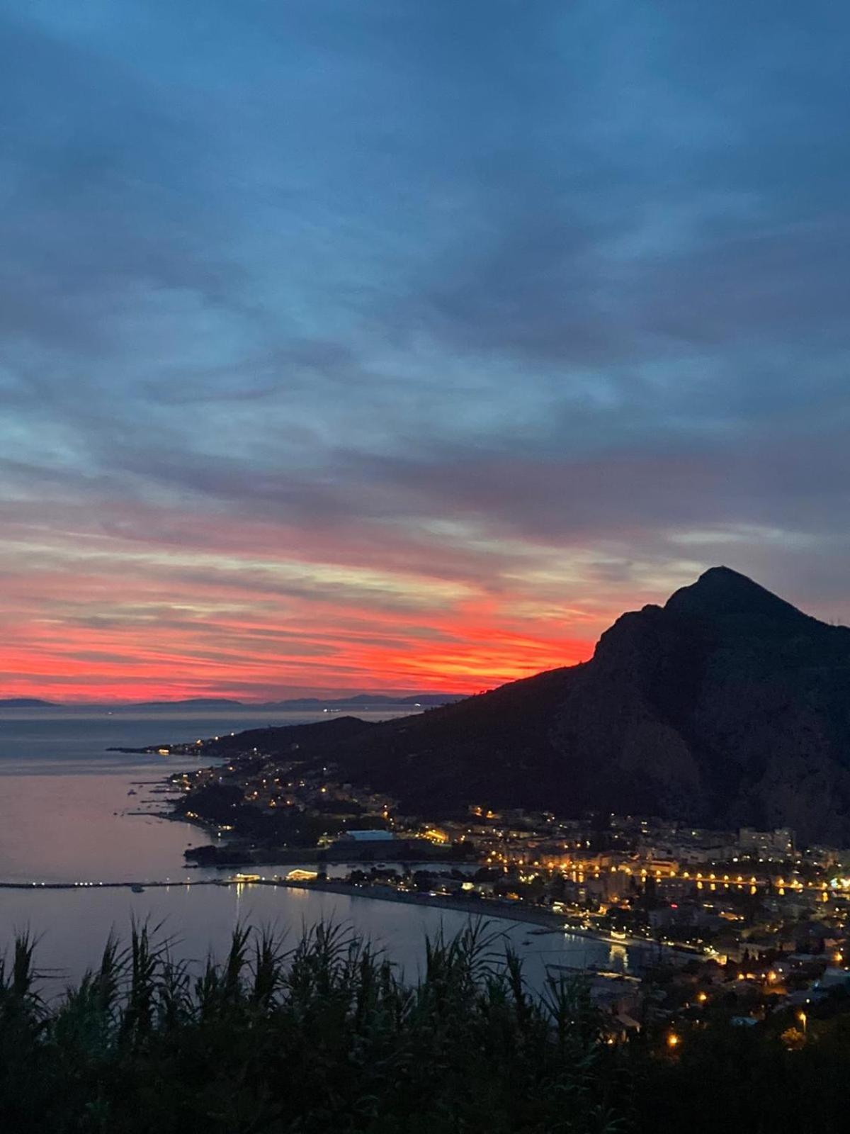 Apartment Ivana Borak Omiš Εξωτερικό φωτογραφία